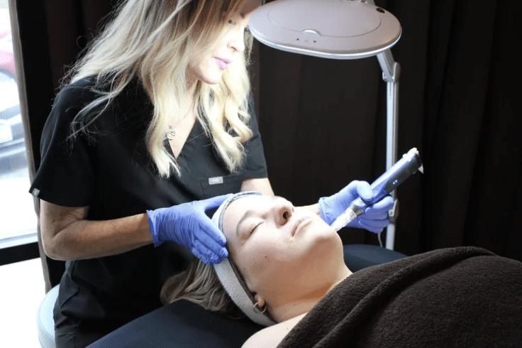 Face Services in West Des Moines, IA